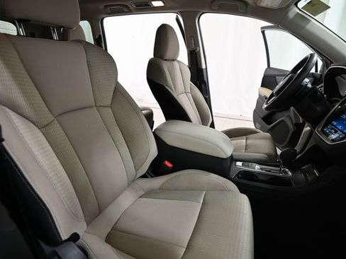 Certified 2024 Subaru Ascent Premium w/ Convenience Package image 24