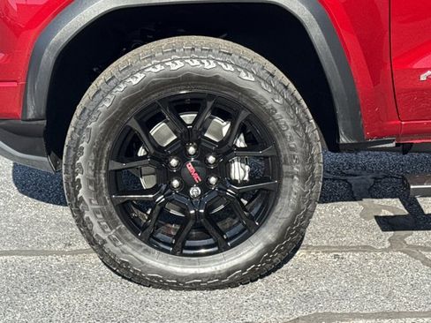 New 2026 GMC Canyon AT4 w/ Technology Plus Package AWD/4WD image 16
