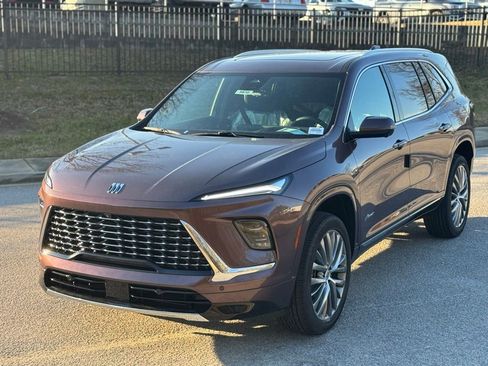 New 2026 Buick Enclave Avenir w/ Super Cruise Package image 9