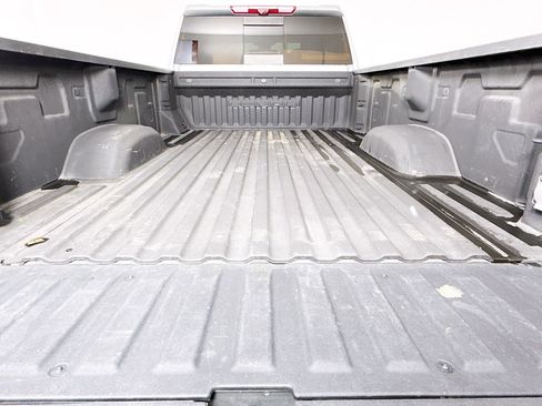 Used 2024 GMC Sierra 3500 Denali w/ Technology Package image 28