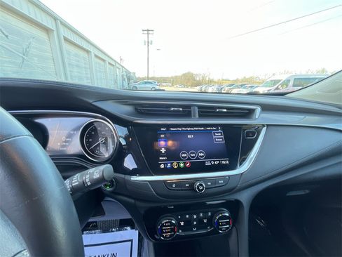 Used 2023 Buick Encore GX Select image 16