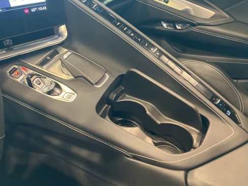 Used 2020 Chevrolet Corvette Stingray Coupe w/ 1LT image 17