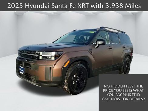 Used 2025 Hyundai Santa Fe XRT image 1