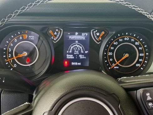 Used 2025 Jeep Gladiator Sport AWD/4WD image 16