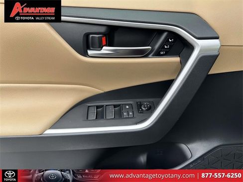 Used 2024 Toyota RAV4 XLE Premium image 19