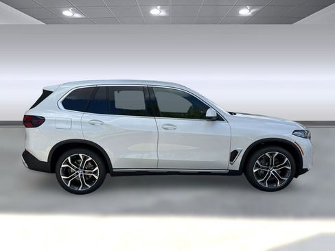 New 2026 BMW X5 xDrive40i w/ Executive Package AWD/4WD image 8