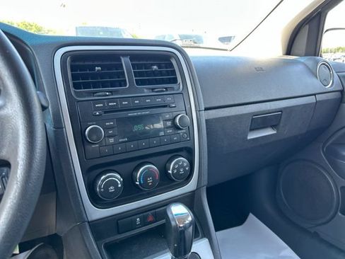 Used 2011 Dodge Caliber Heat FWD image 31