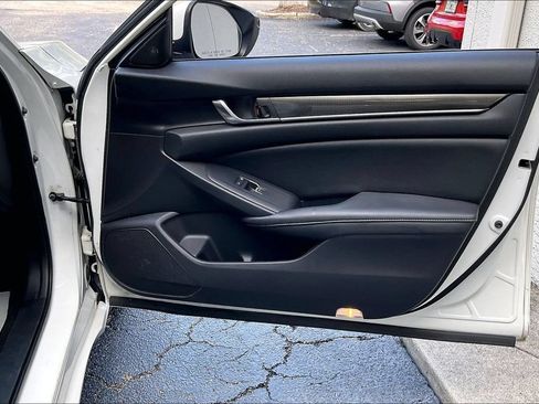 Used 2020 Honda Accord Sport image 21