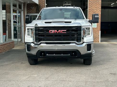 Used 2021 GMC Sierra 3500 4x4 Crew Cab w/ Convenience Package image 3