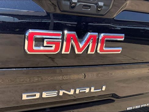 Used 2024 GMC Sierra 1500 Denali AWD/4WD image 30