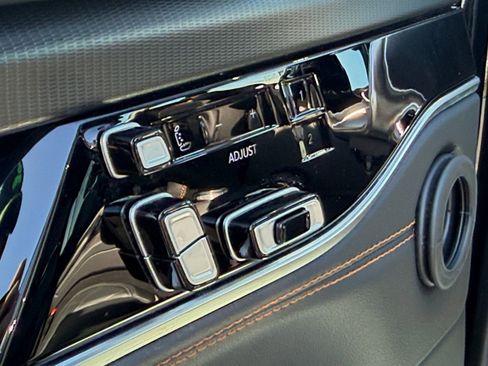 Used 2025 Jeep Grand Wagoneer L Series III w/ Quick Order Packagew 28T image 21