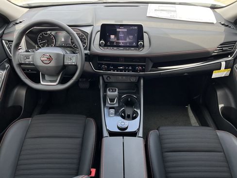 New 2026 Nissan Rogue SV AWD/4WD image 10