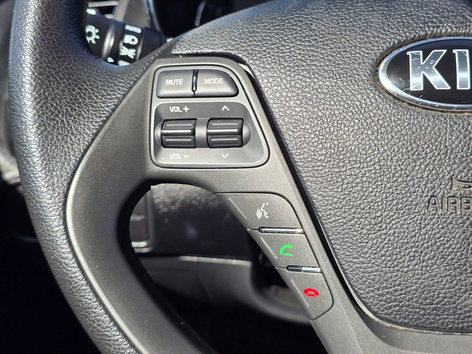 Used 2016 Kia Forte LX FWD image 25