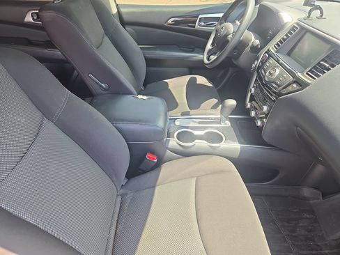 Certified 2020 Nissan Pathfinder S FWD image 10