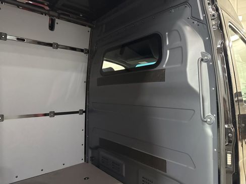 New 2026 Mercedes-Benz Sprinter 2500 image 17
