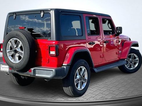 Used 2021 Jeep Wrangler Unlimited Sahara AWD/4WD image 6