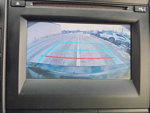 Used 2017 Toyota Camry LE image 21