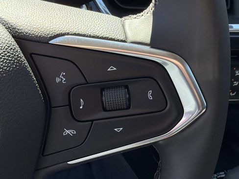 New 2026 Chevrolet Trax ACTIV w/ Sunroof Package FWD image 6
