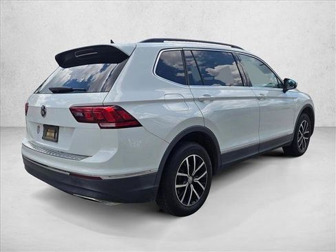 Used 2021 Volkswagen Tiguan SE FWD image 5