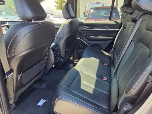 New 2026 Jeep Grand Cherokee Limited w/ Limited Altitude Package image 20