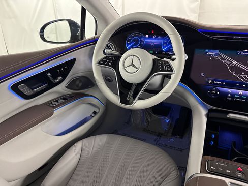 Certified 2023 Mercedes-Benz EQS 580 4MATIC Sedan image 29