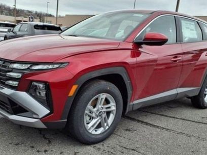 New 2025 Hyundai Tucson SE