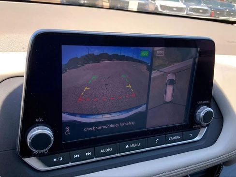 Used 2021 Nissan Rogue SV FWD image 27