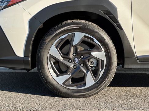 Certified 2025 Subaru Crosstrek 2.5i Limited w/ Crosstrek Mirror Package image 29