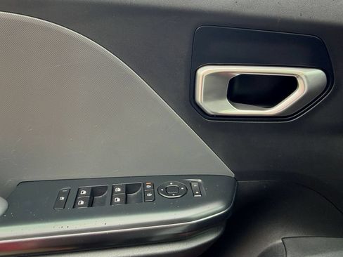 Used 2025 Kia K4 FWD image 18