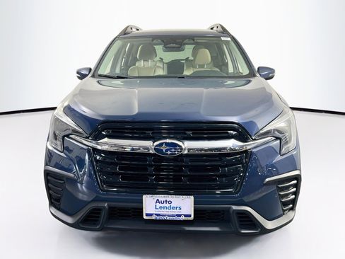 Used 2023 Subaru Ascent Premium w/ Convenience Package AWD/4WD image 2