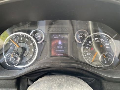 Used 2022 RAM 1500 Big Horn image 6