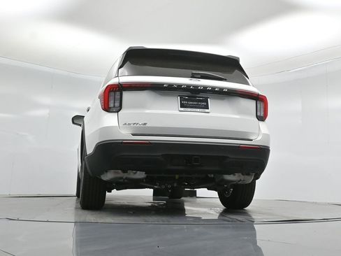 New 2026 Ford Explorer Active image 50