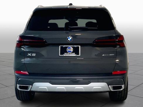 New 2026 BMW X5 xDrive40i w/ Premium Package image 4