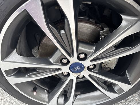 Used 2019 Ford Fusion Titanium image 15