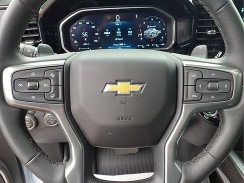 Used 2026 Chevrolet Silverado 1500 LTZ AWD/4WD image 12