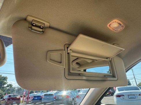 Used 2012 Mercedes-Benz C 300 4MATIC Sedan image 27