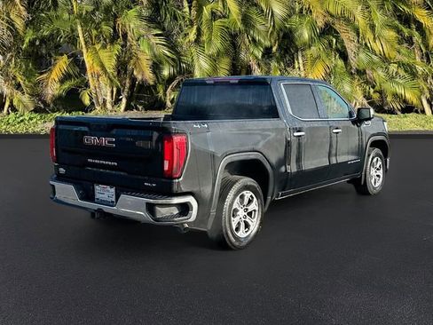 Used 2025 GMC Sierra 1500 SLT image 5