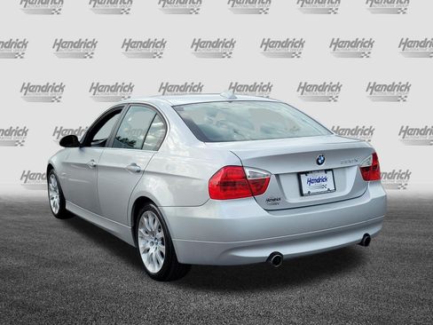 Used 2008 BMW 335xi Sedan AWD/4WD image 5