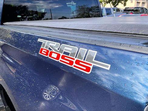 Used 2023 Chevrolet Silverado 1500 LT Trail Boss image 8