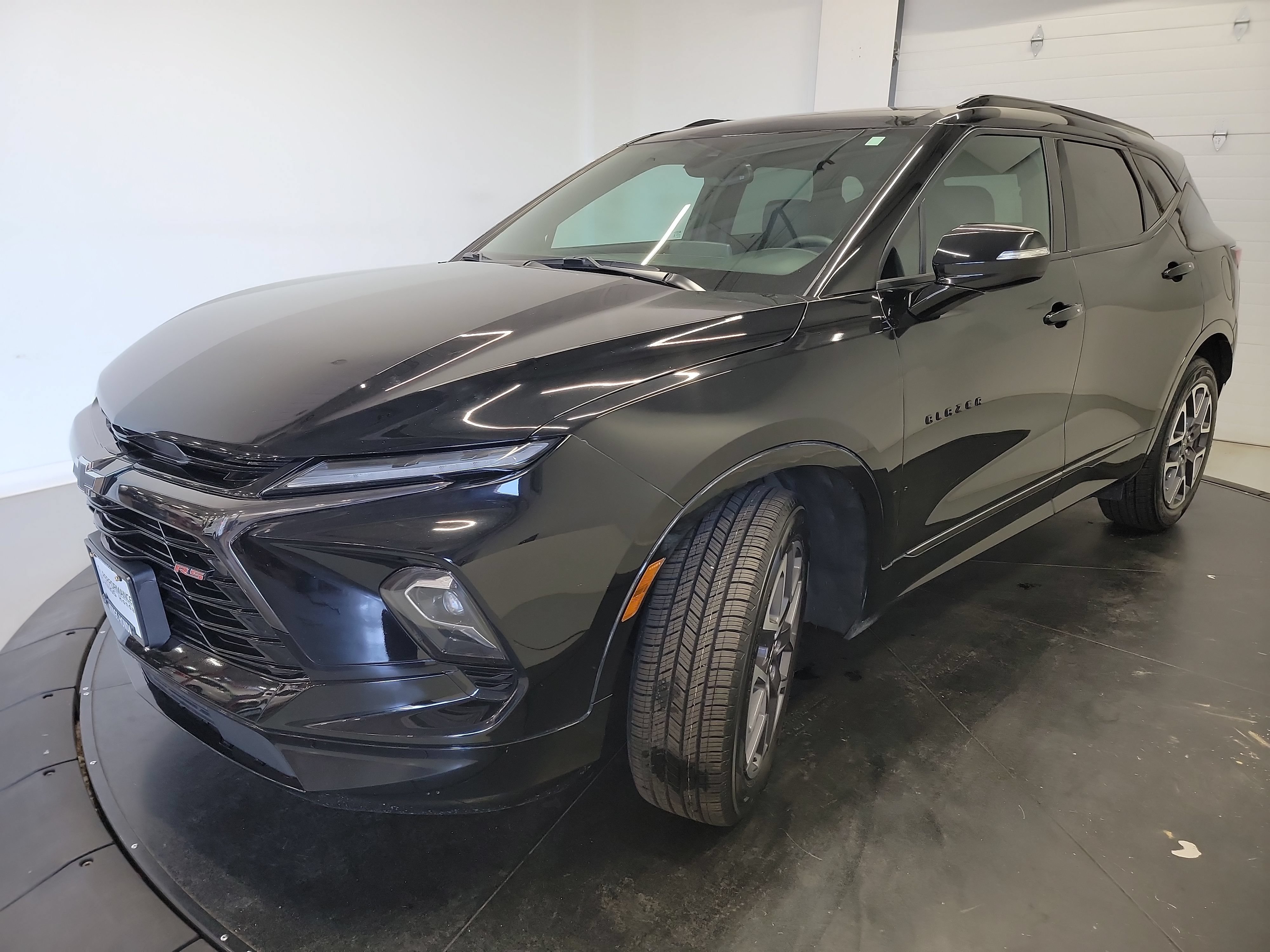 Used 2024 Chevrolet Blazer RS AWD/4WD image 3