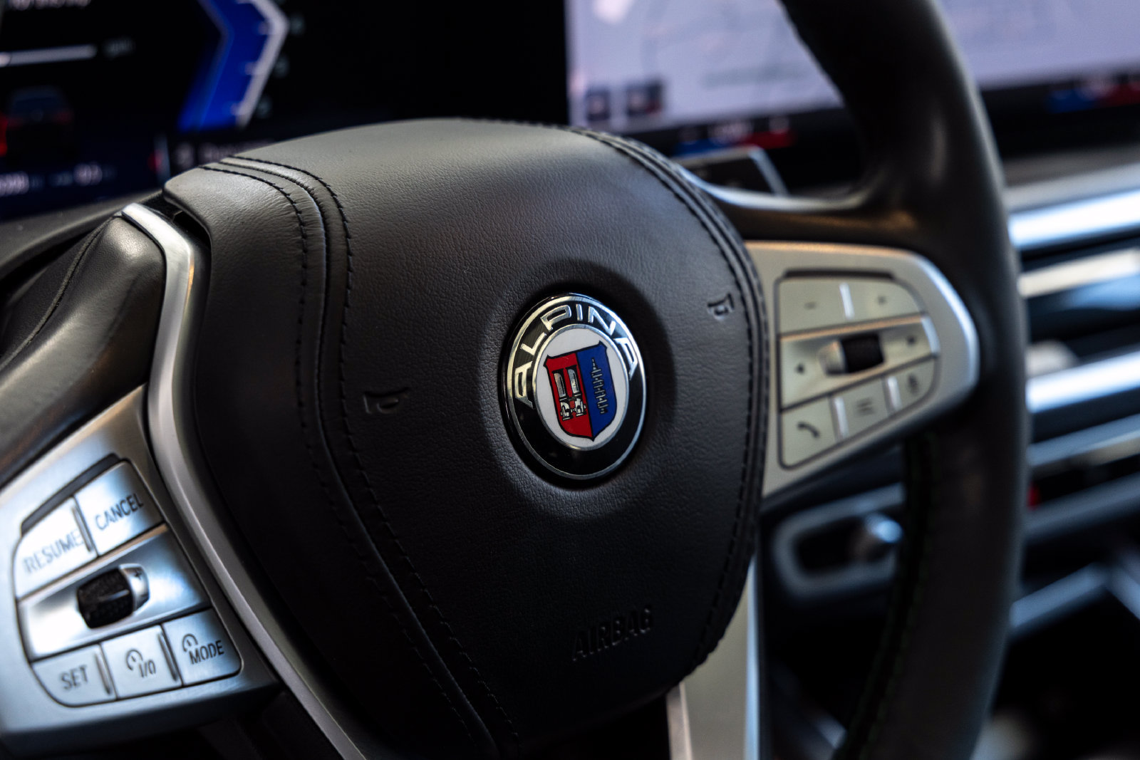 Certified 2023 BMW ALPINA XB7 AWD/4WD image 21