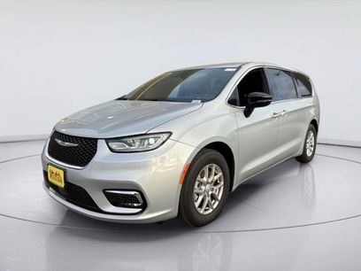 New 2026 Chrysler Voyager LX