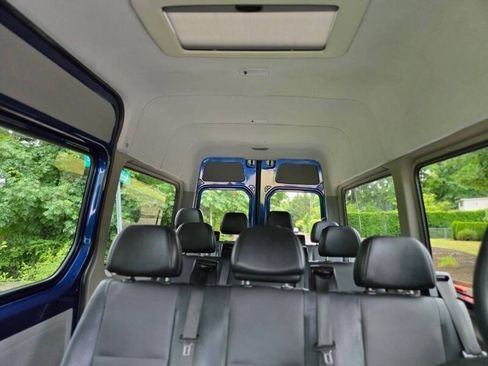Used 2008 Dodge Sprinter 2500 w/ Accessory Group RWD image 18