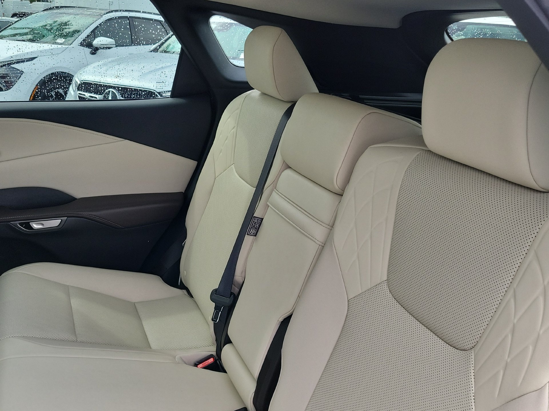 Used 2024 Lexus RX 350 FWD w/ Technology Package image 14