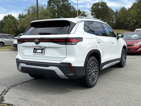 New 2025 Volkswagen Tiguan S image 5