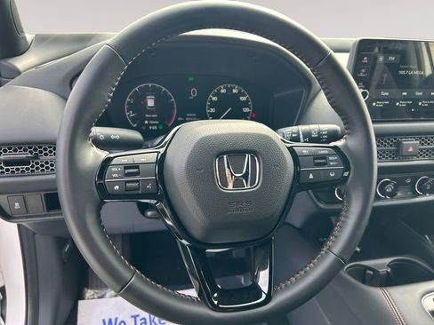Used 2026 Honda HR-V Sport image 12