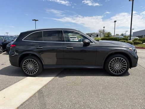 Used 2026 Mercedes-Benz GLC 300 image 6