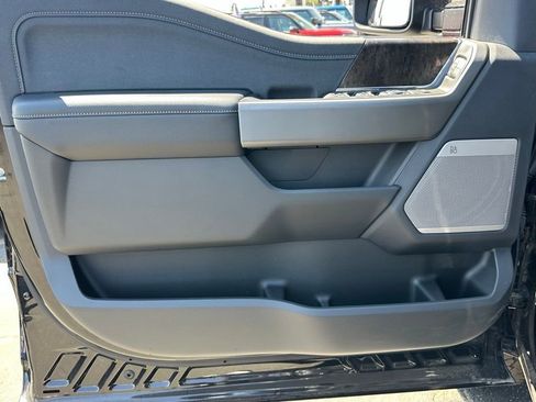 New 2025 Ford F350 Lariat w/ Black Appearance Package AWD/4WD image 14