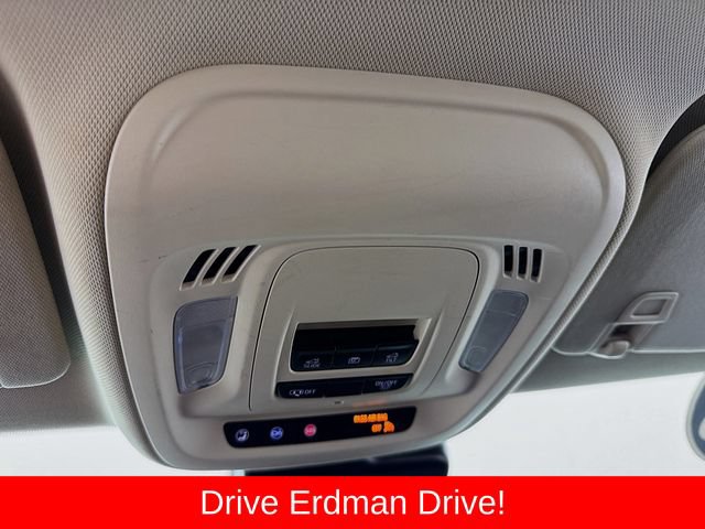 Used 2023 Buick Envision Essence w/ Sport Touring Package FWD image 18