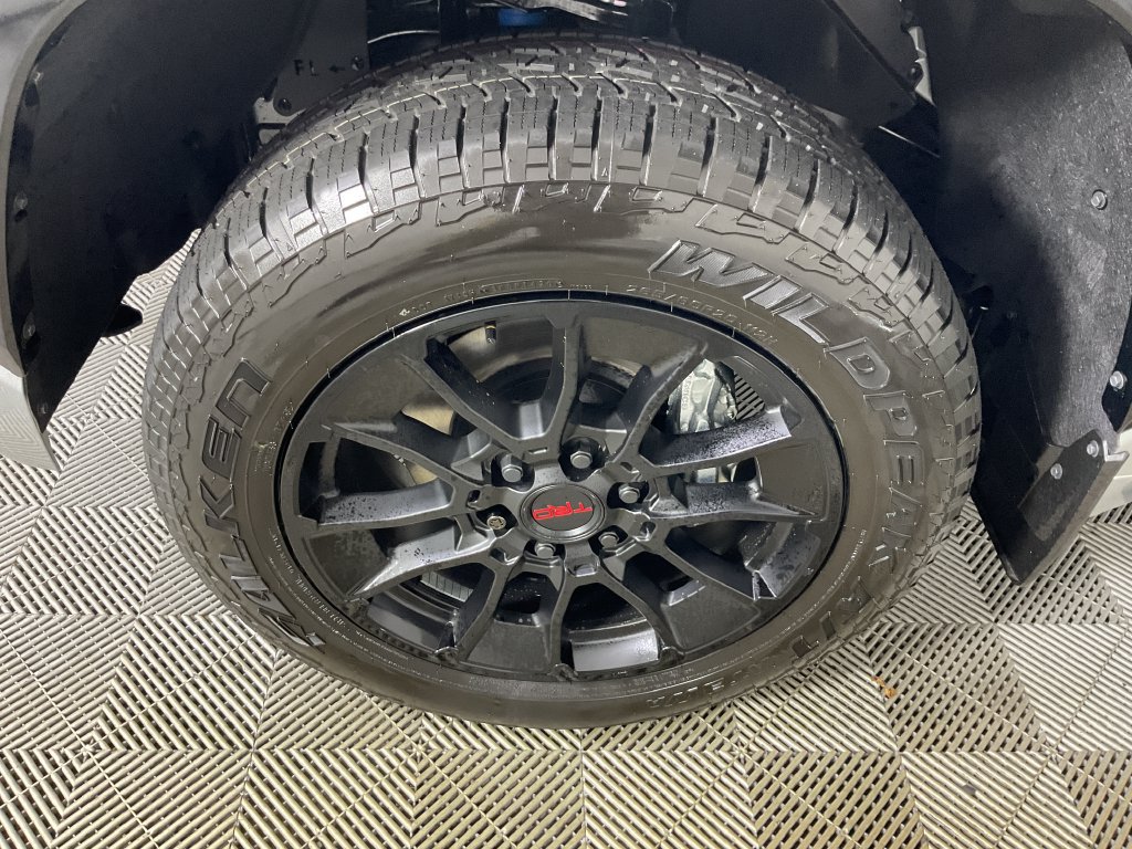 New 2026 Toyota Tundra Platinum w/ TRD Off-Road Package AWD/4WD image 4